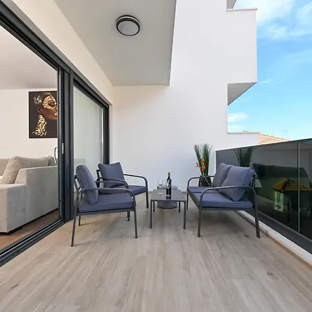 Apartments Aldo Trogir Exterior photo