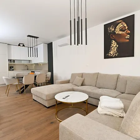 Apartments Aldo Trogir Exterior photo