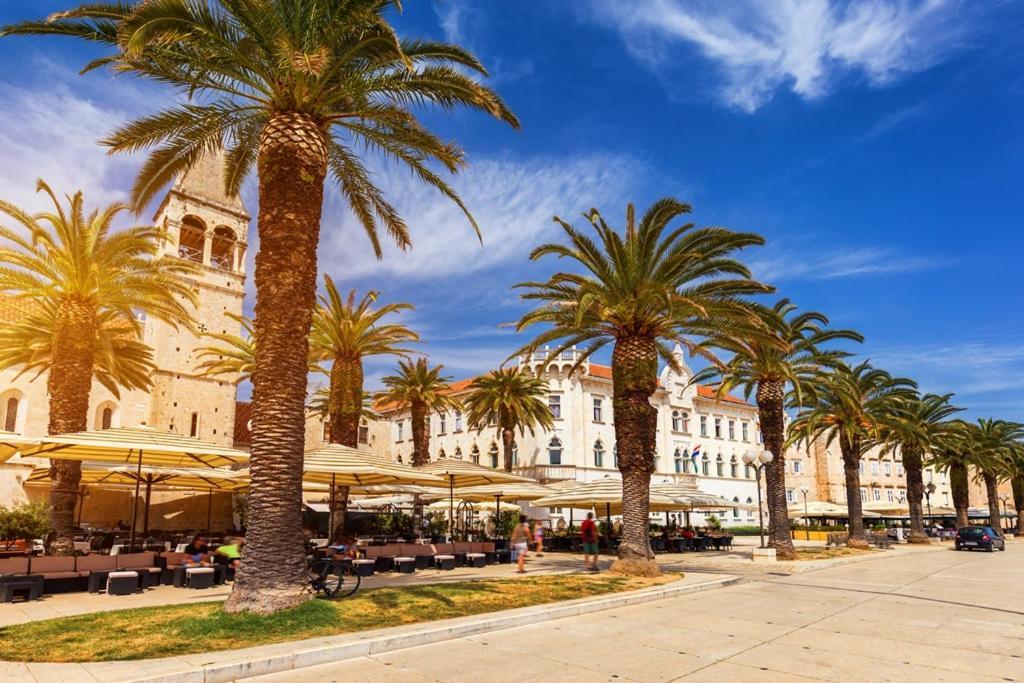 Apartment Aldo Trogir