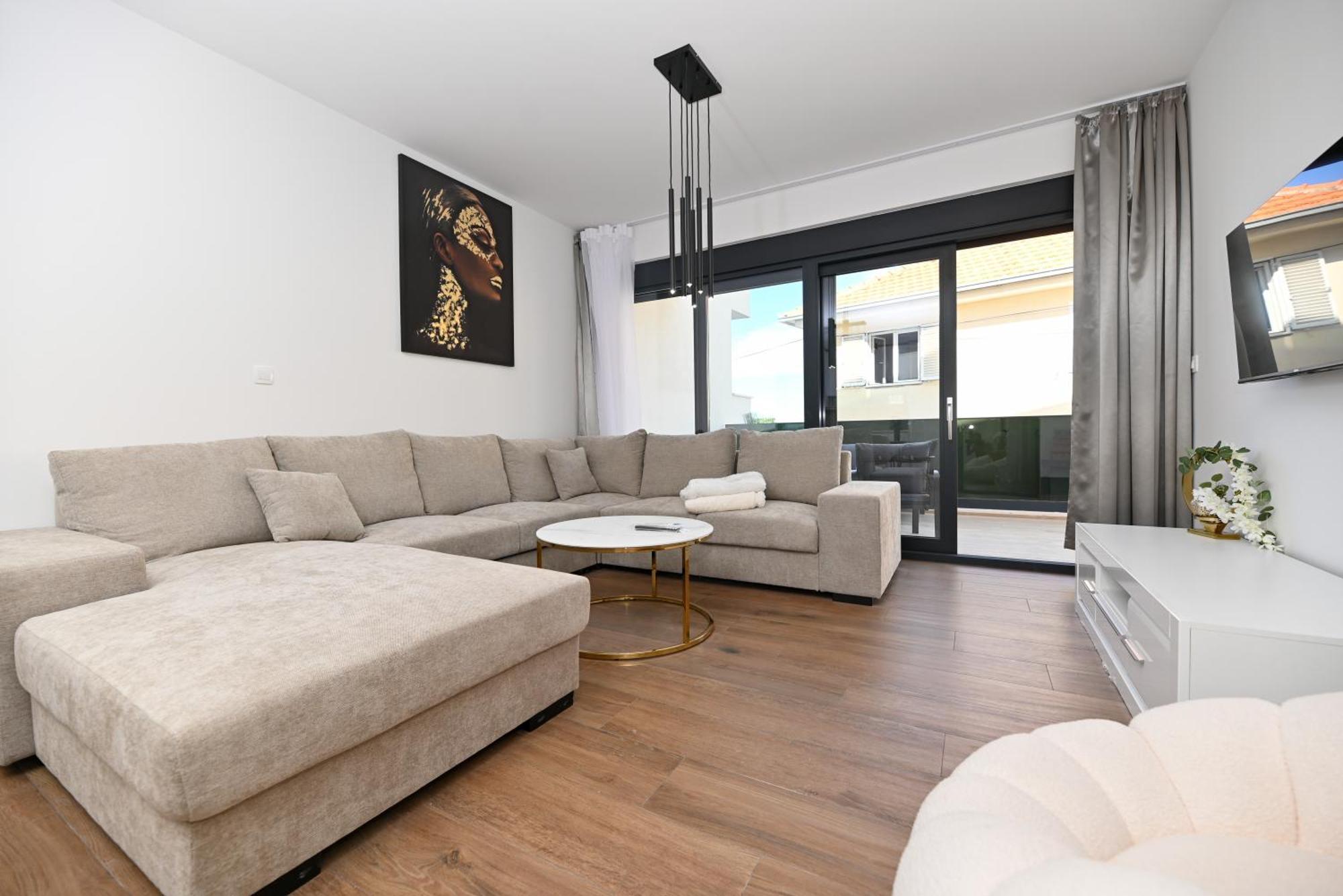 Aldo Apartment